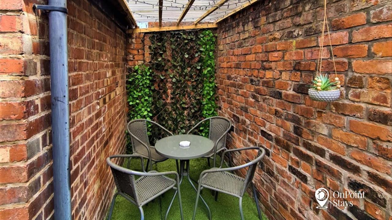 Lovely Spacious 5 Bedroom Home Near Chester City Centre Exterior foto